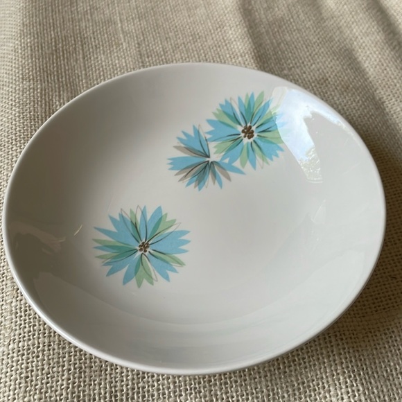 MCM Kokura Ware Ironstone Gay Down Japan fruit dessert plates bowl blue flower - Picture 1 of 5